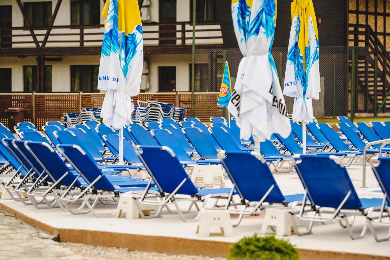 Hotel Class Brezoi Exterior photo